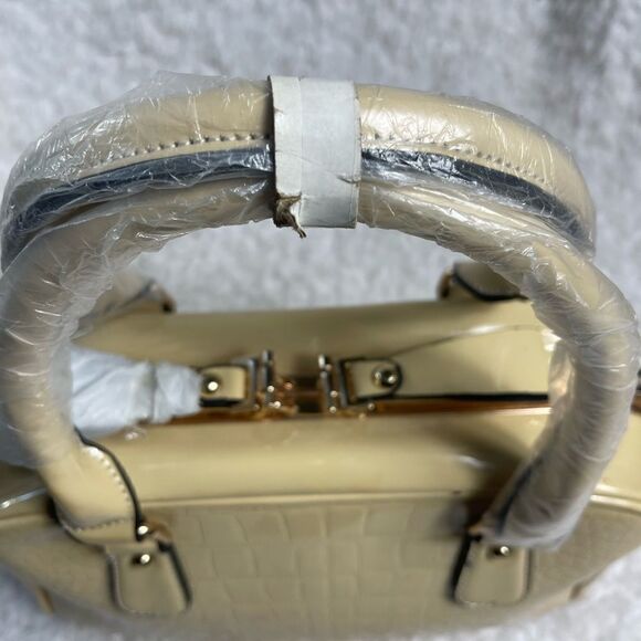NWTLa Reine Patent Beige croc prints faux leather satchel gold tone frame accent - Picture 3 of 12